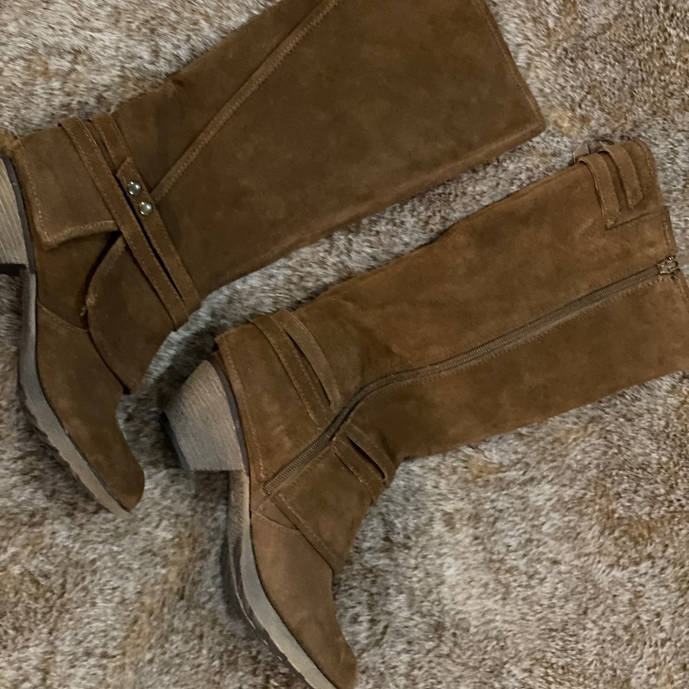 Crown Vintage Suede Tan Boot
